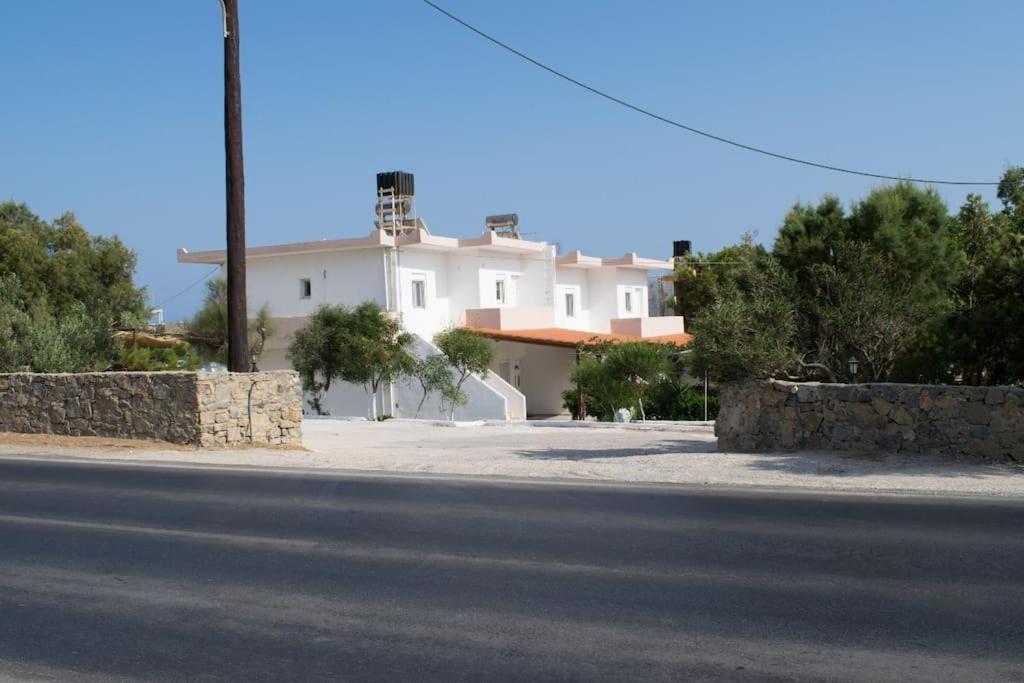 Lazaros & Pagona Houses 2 Ierapetra  Exterior photo