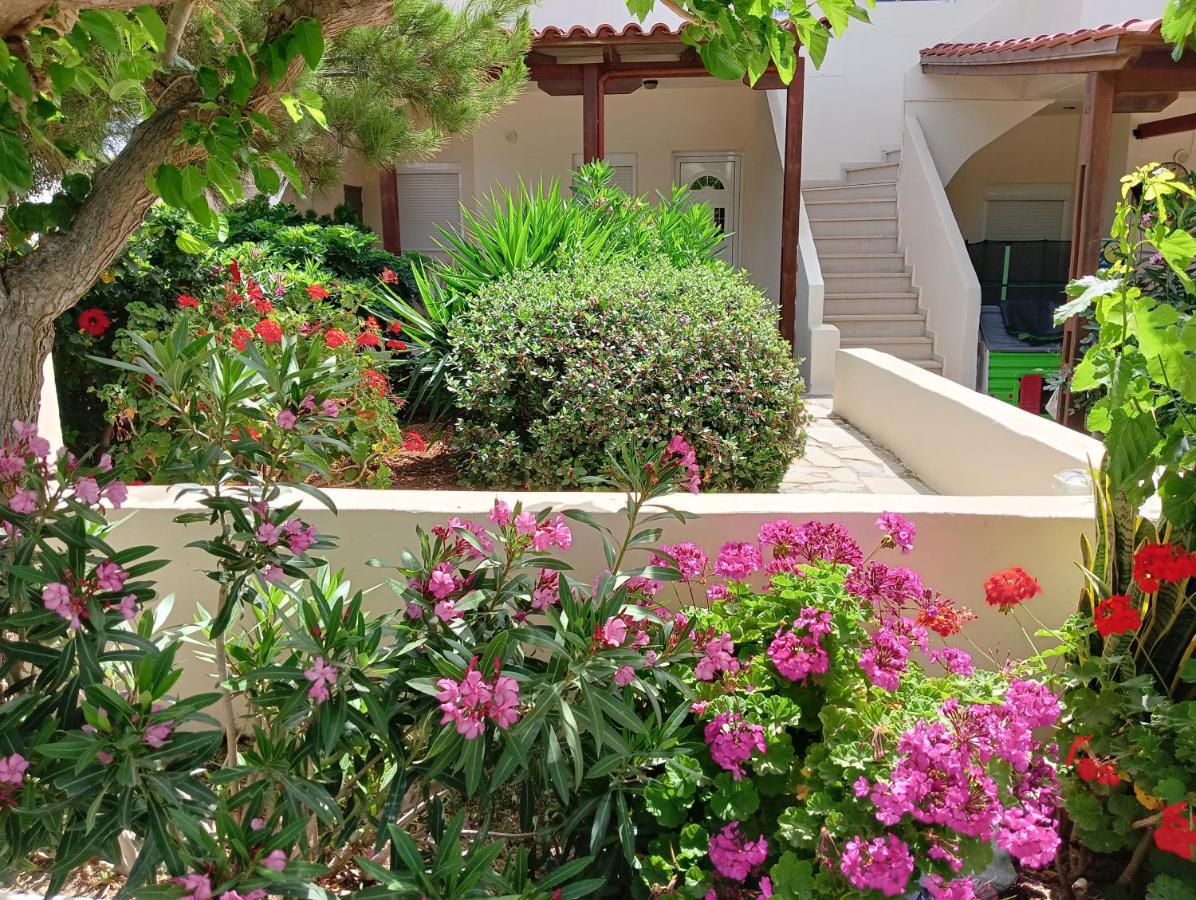 Lazaros & Pagona Houses 2 Ierapetra  Exterior photo